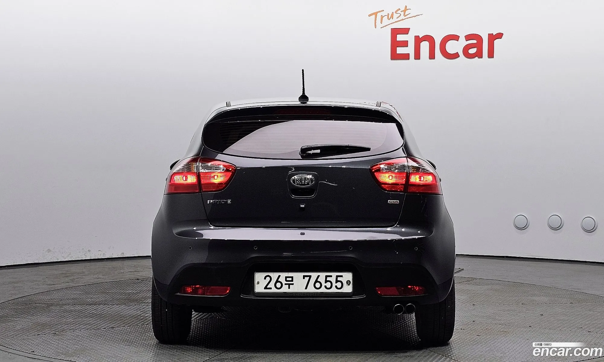 Kia Pride Iii 16 Gdi Hatchback 2014 - фотография 17537828