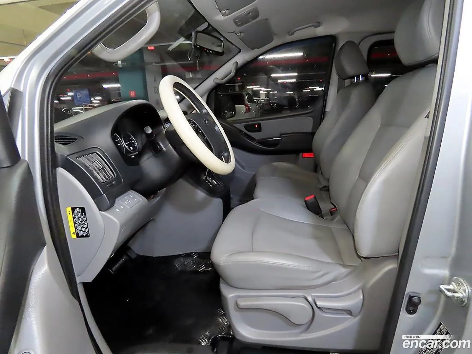 Hyundai Starex Wagon 12-Seater 2019 - фотография 11469106