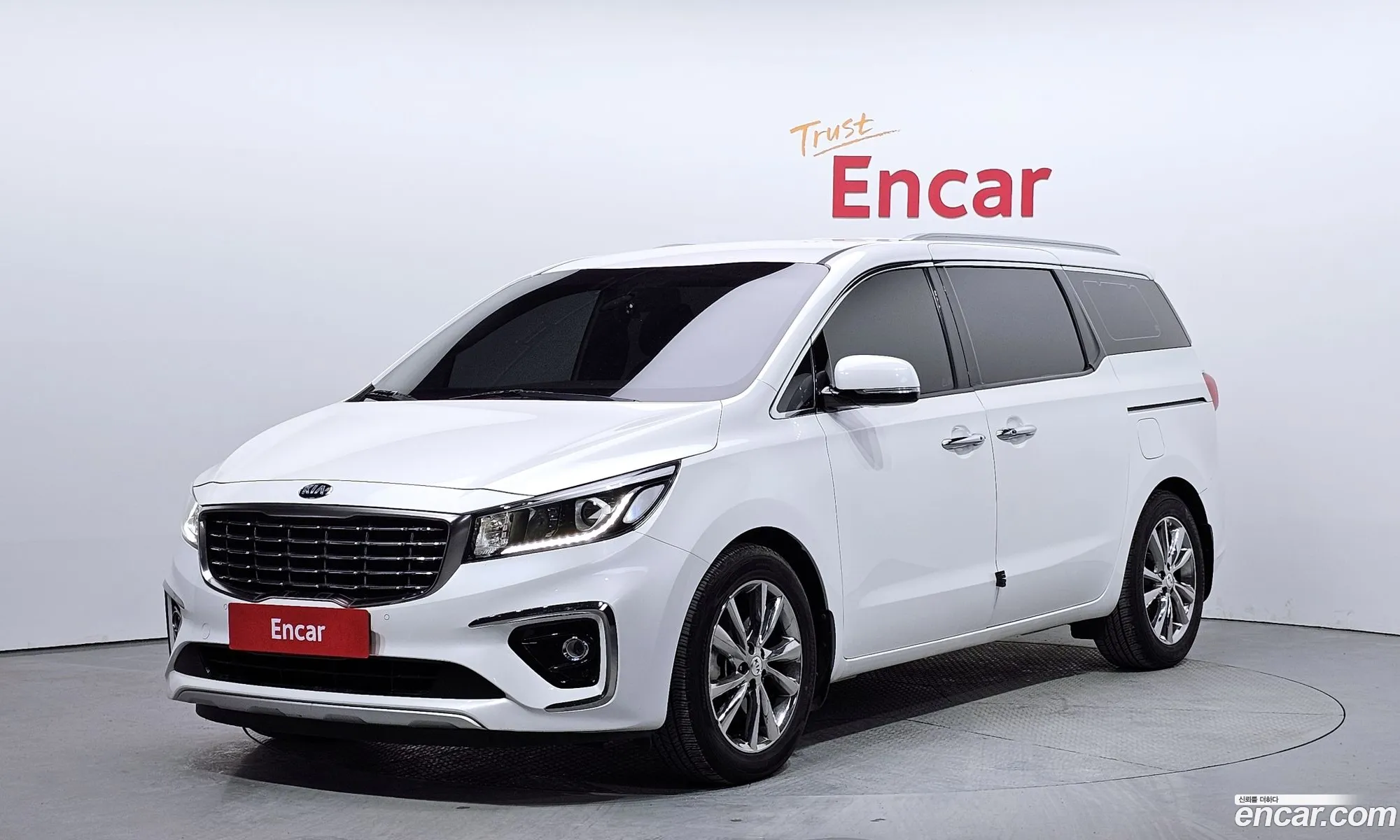 Kia Carnival Iii 9-Seater Prestige 2019 - фотография 15635709