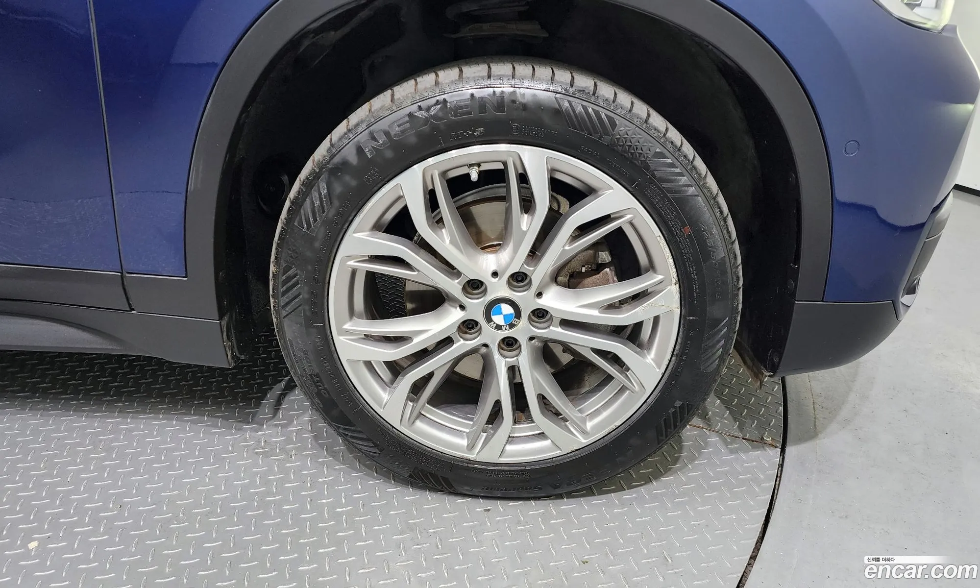 BMW X1 Ii F48 xDrive 18D Joy 2018 - фотография 17108409