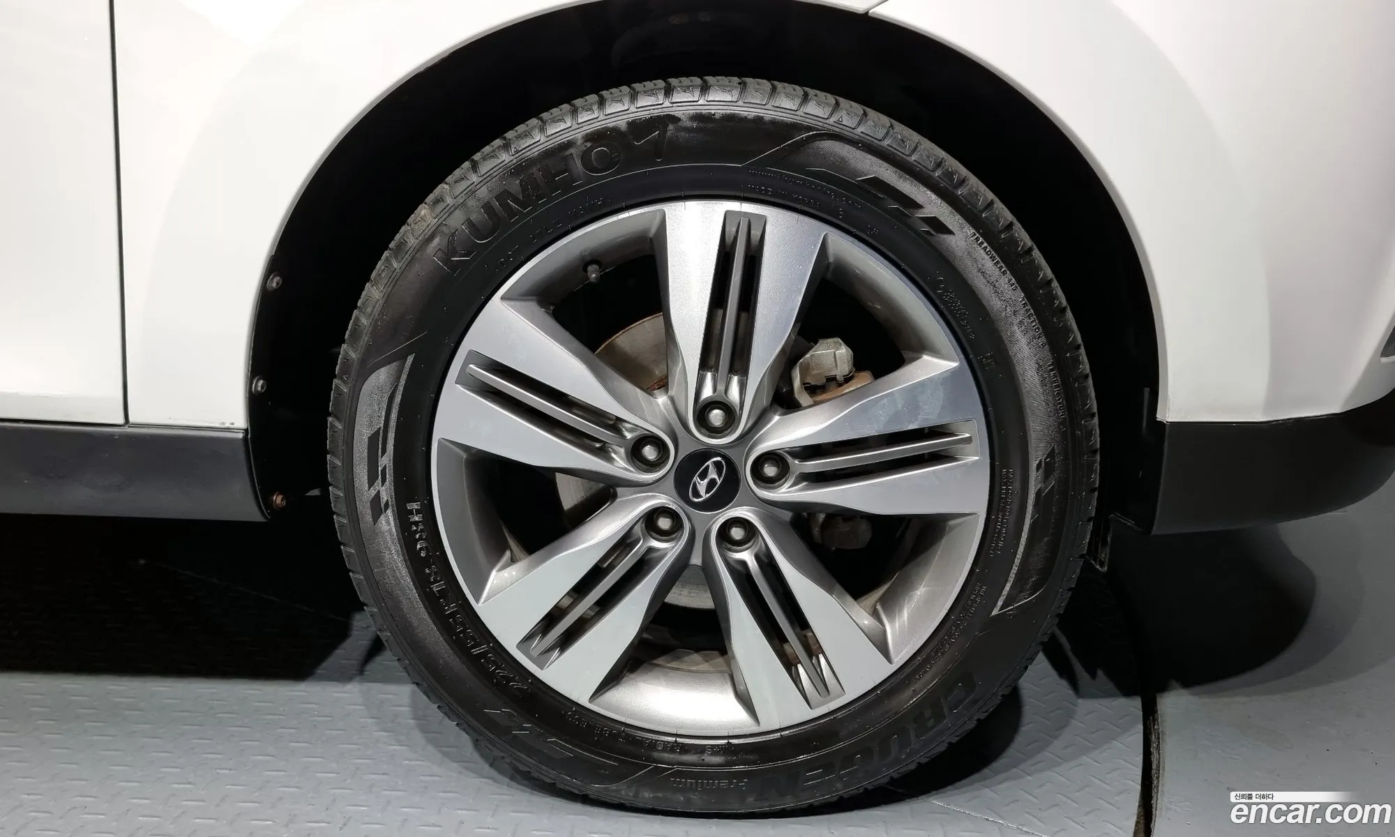 Hyundai Tucson Ii Diesel E-Vgt 2Wd 2014 - фотография 15878717