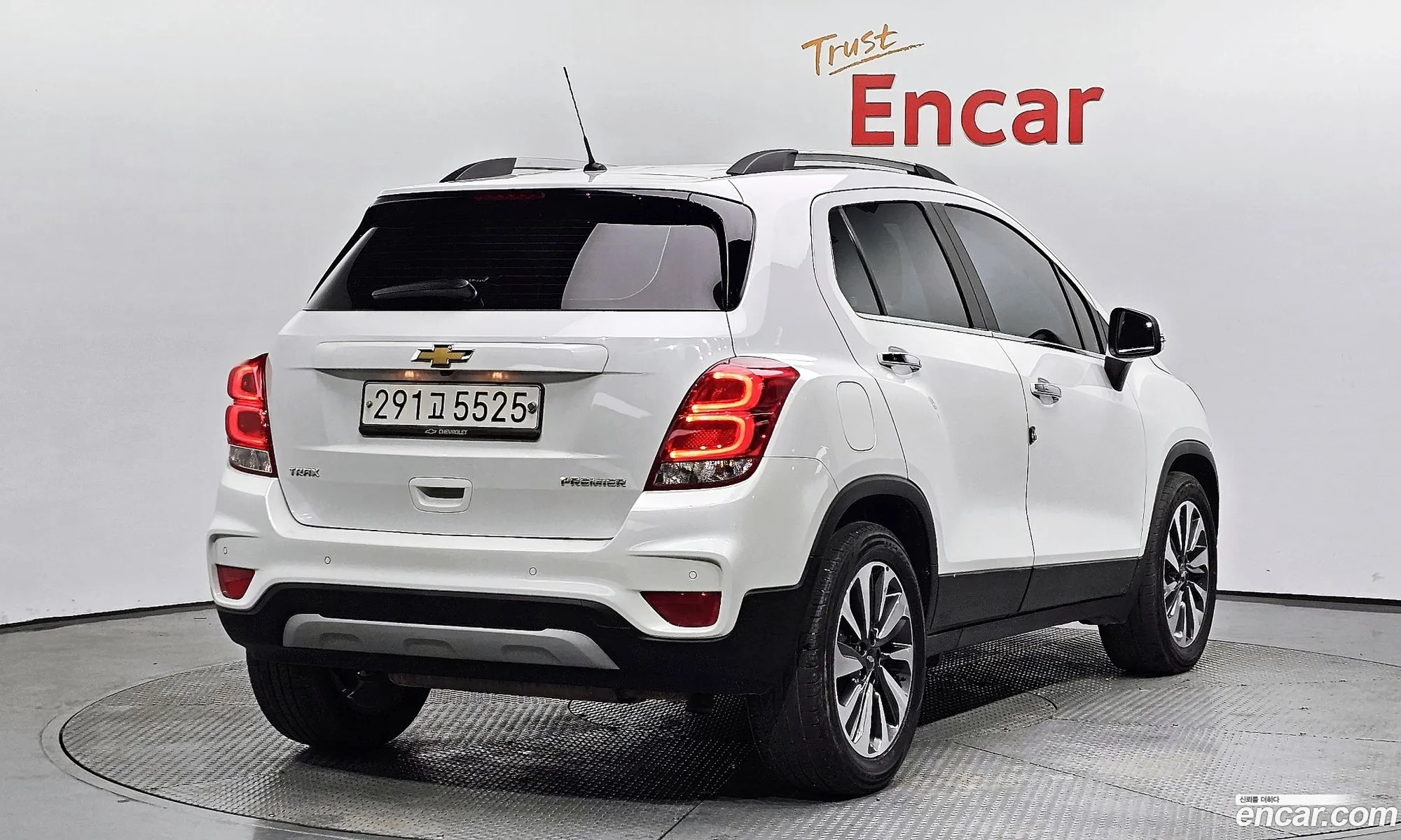 Chevrolet Trax I 14 Premier 2020 - фотография 5195526