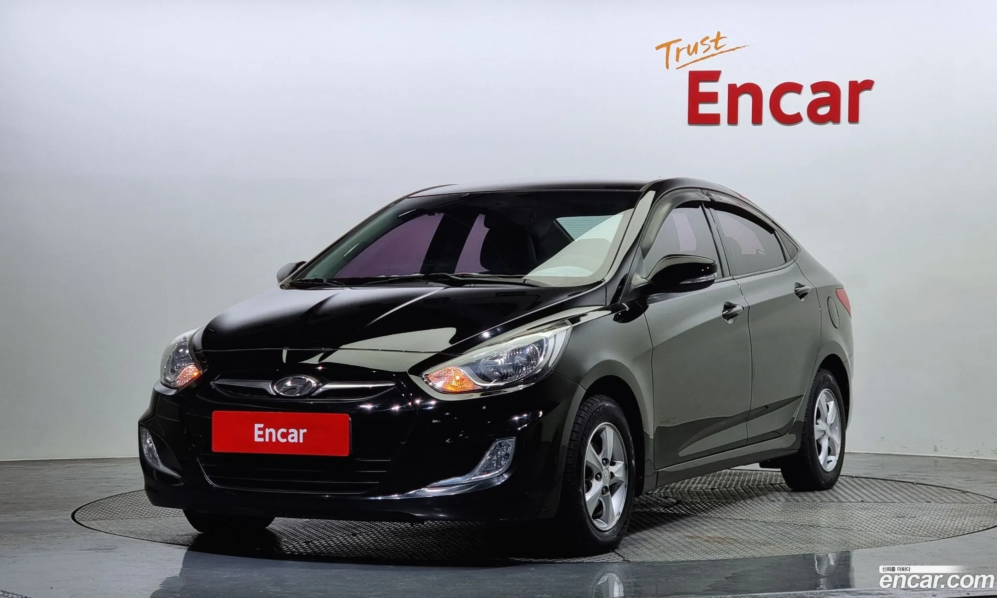 Hyundai Accent 14 Vvt Premier 2012 - фотография 11628517
