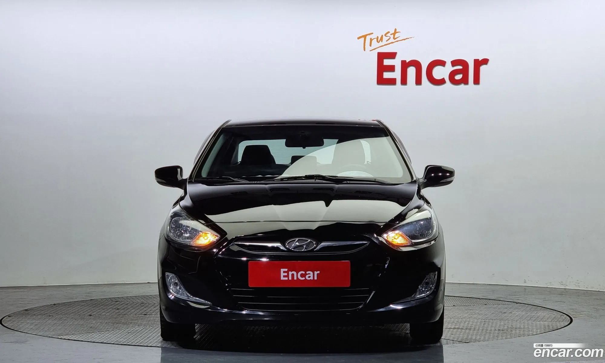 Hyundai Accent 14 Vvt Premier 2012 - фотография 11628519