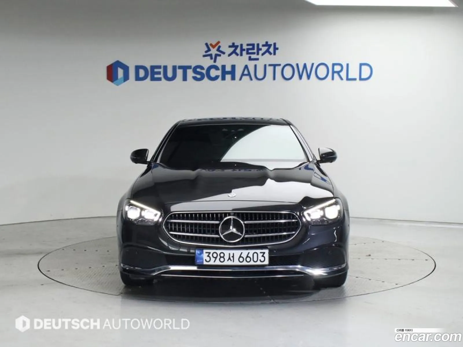 Mercedes E-Class W213 E350 4Matic Avant Garde - фотография 12656293