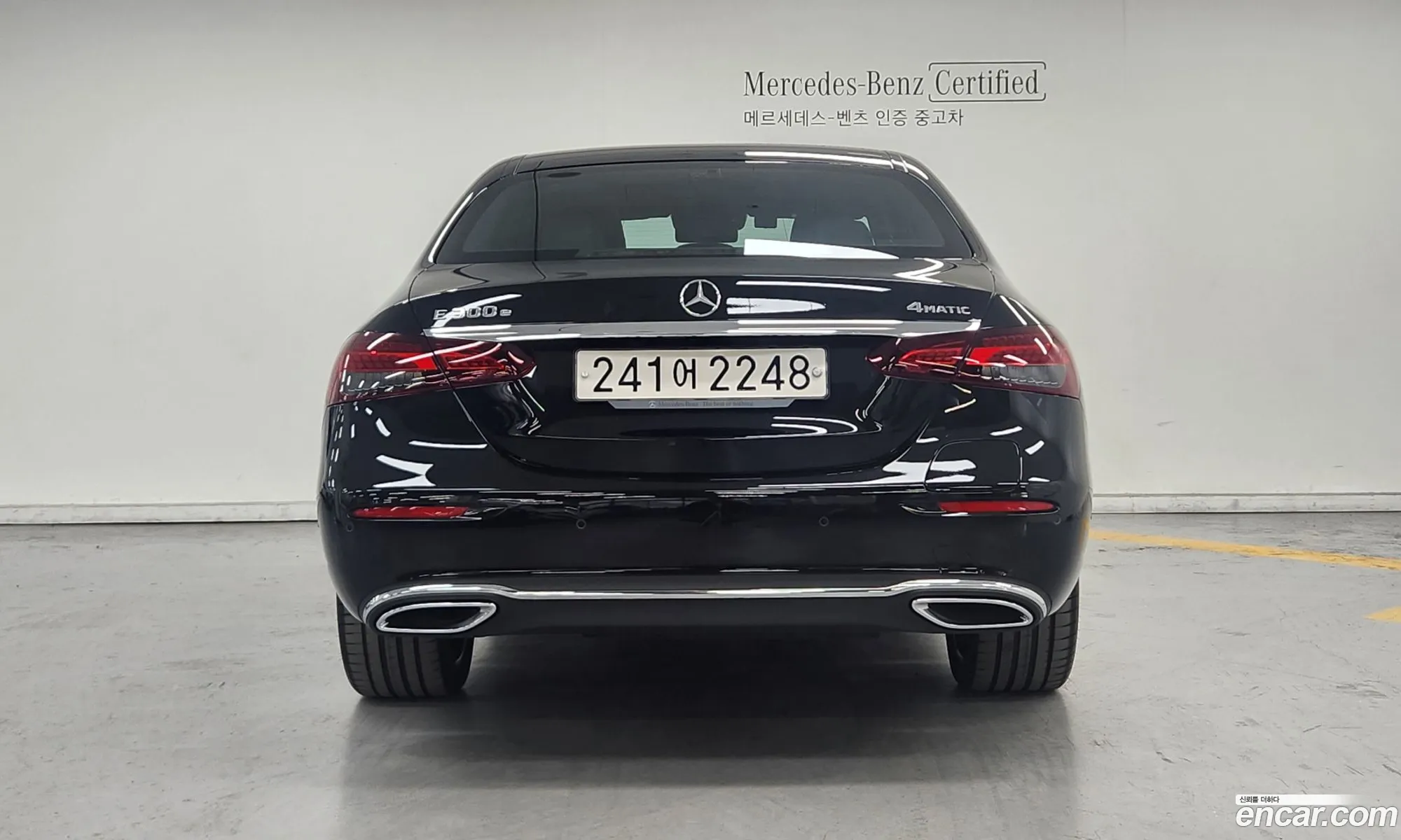 Mercedes-Benz E-Klasse E300E 4Matic Exclusive 2023 - фотография 13141806