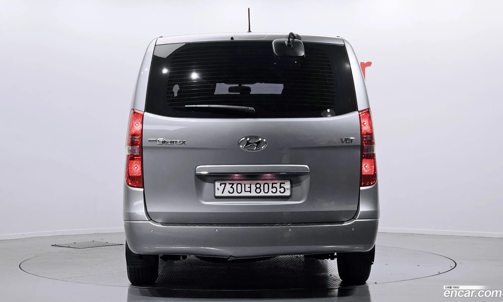 Hyundai Starex Wagon 12-Seater 2019 - фотография 12935865