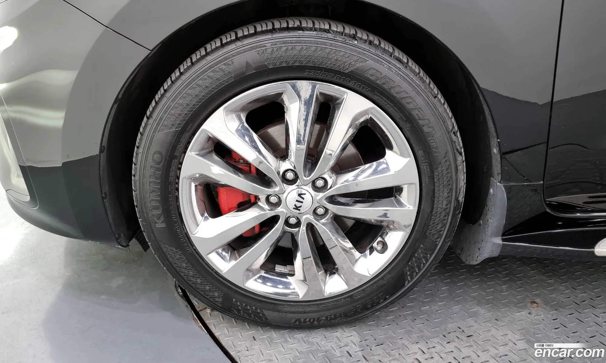 Kia Carnival Gasoline 9-Seater Noblesse 2016 - фотография 15900467