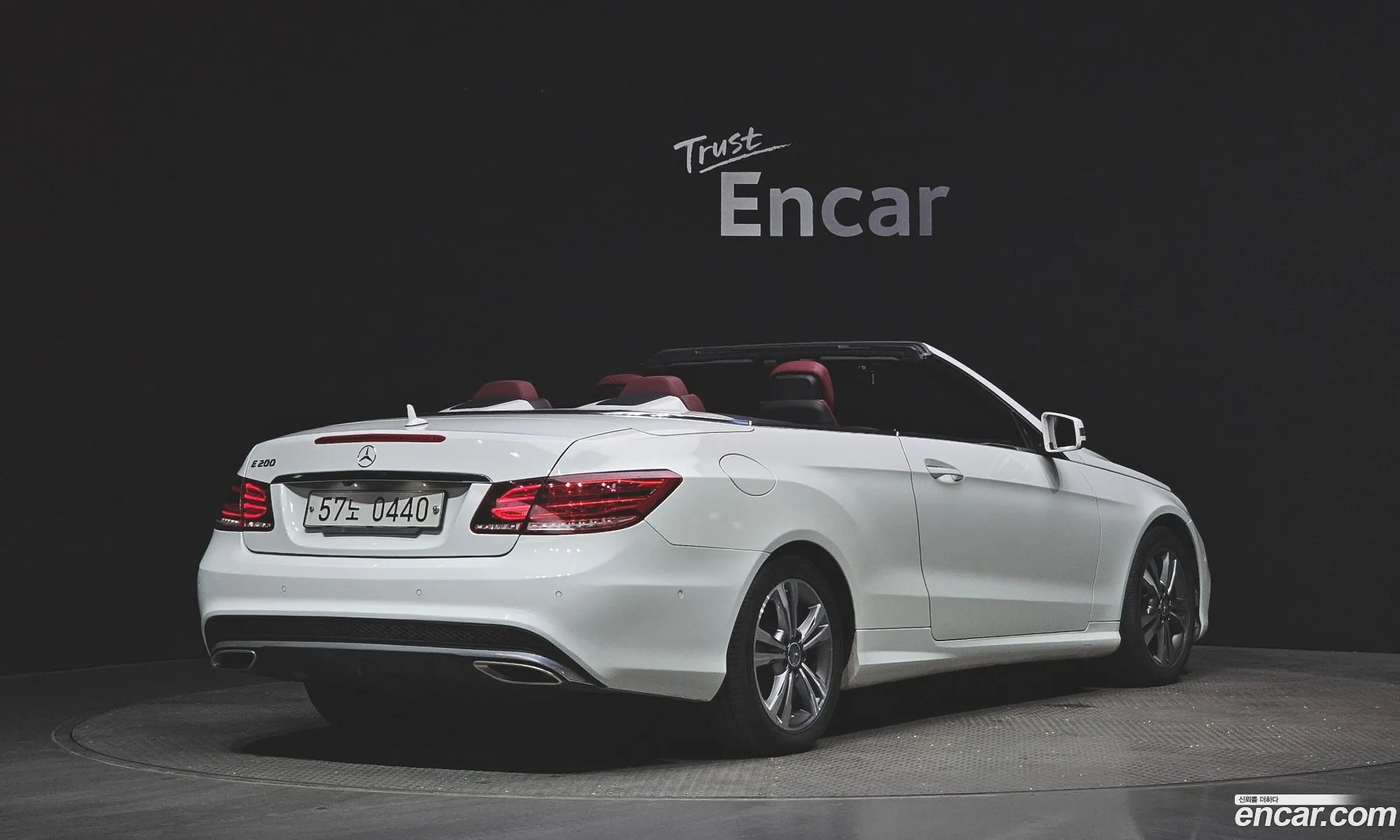Mercedes-Benz E-Klasse E200 Cabriolet 2016 - фотография 11998544