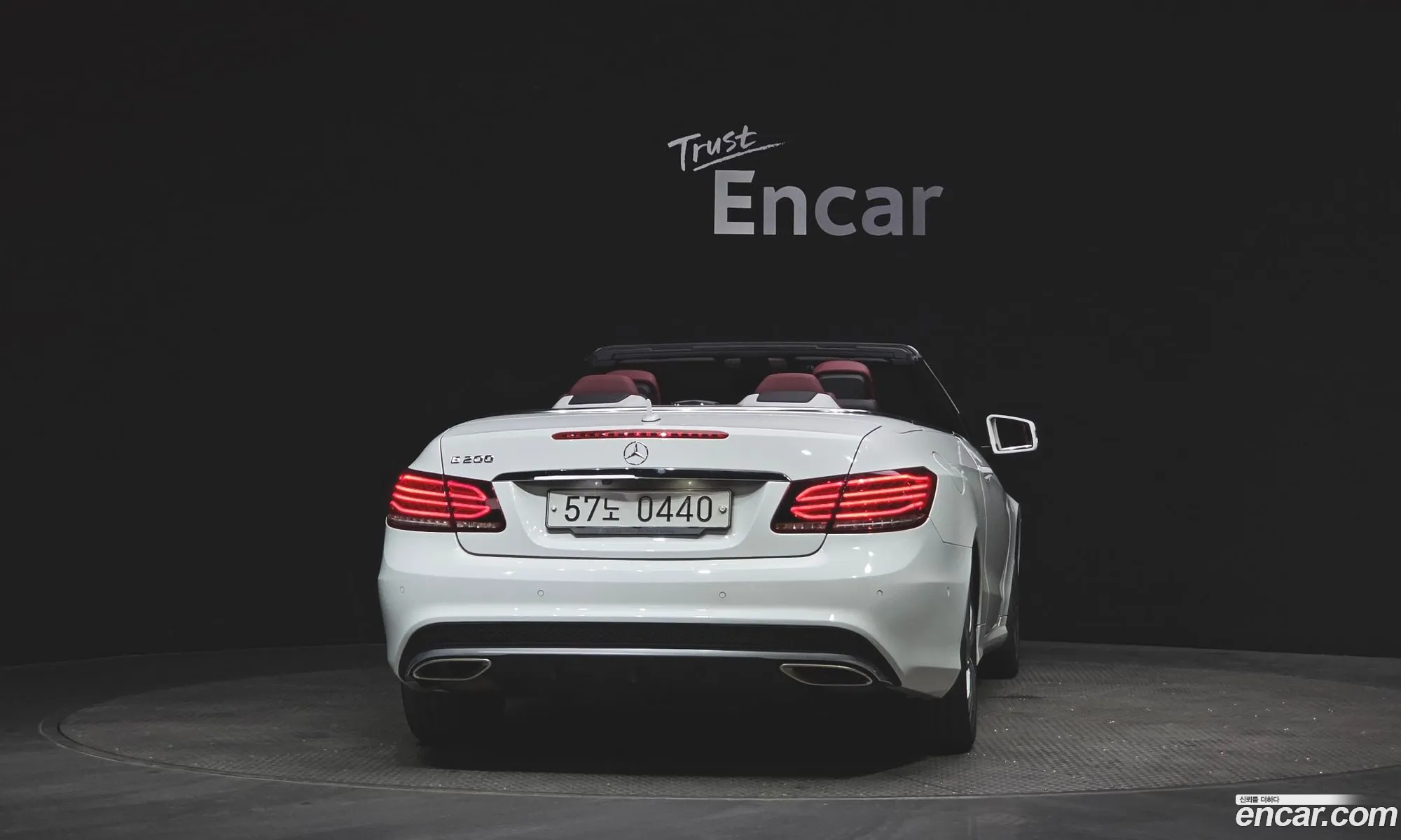 Mercedes-Benz E-Klasse E200 Cabriolet 2016 - фотография 11998546