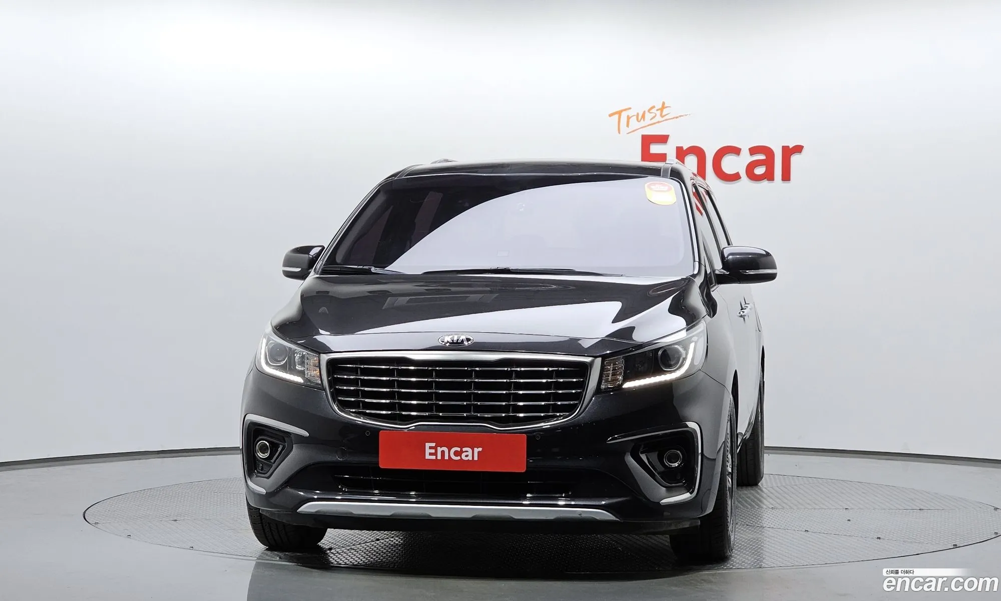 Kia Carnival Iii 9-Seater Luxury 2019 - фотография 13199299