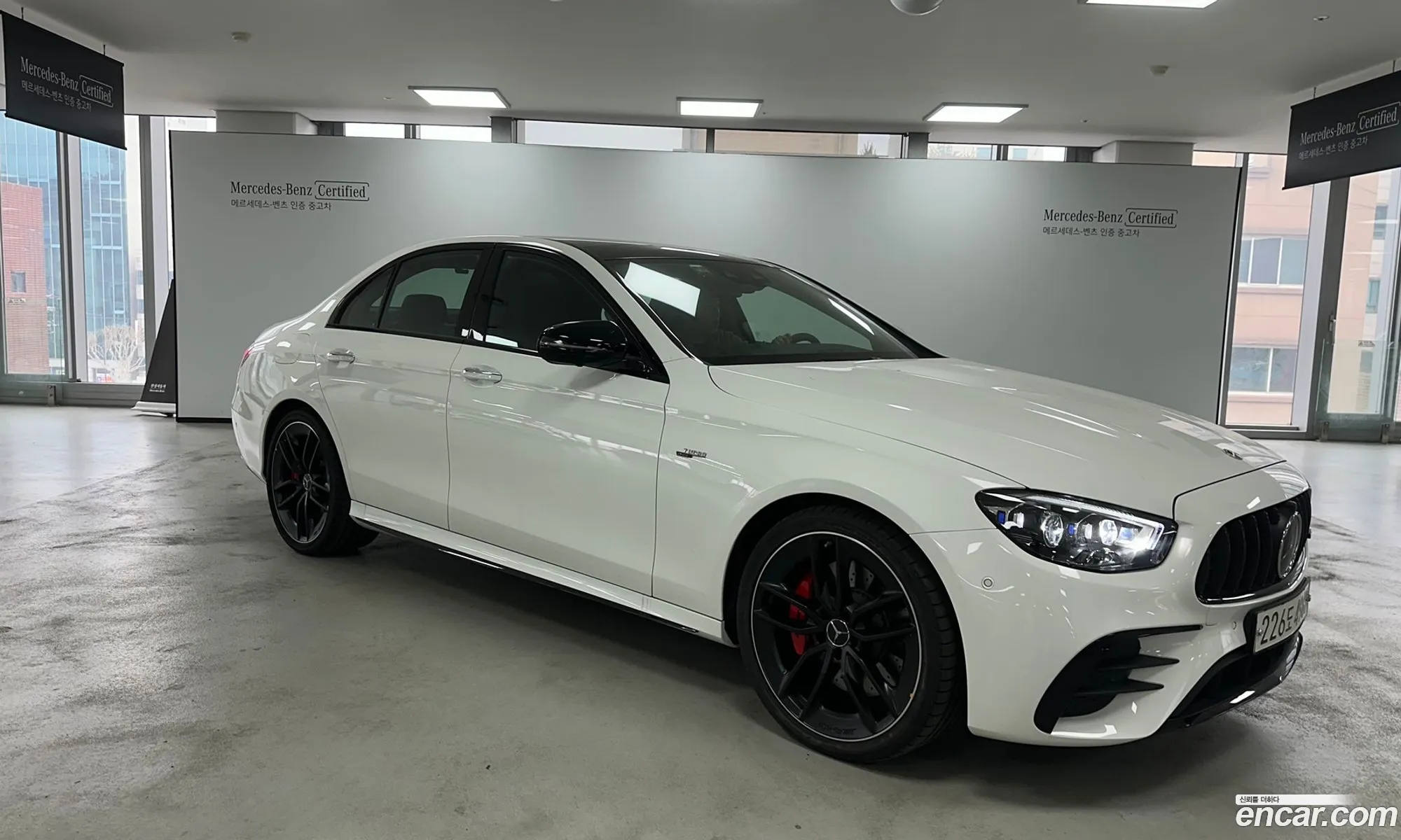 Mercedes-Benz E-Klasse E53 Amg 4Matic 2023 - фотография 12959960