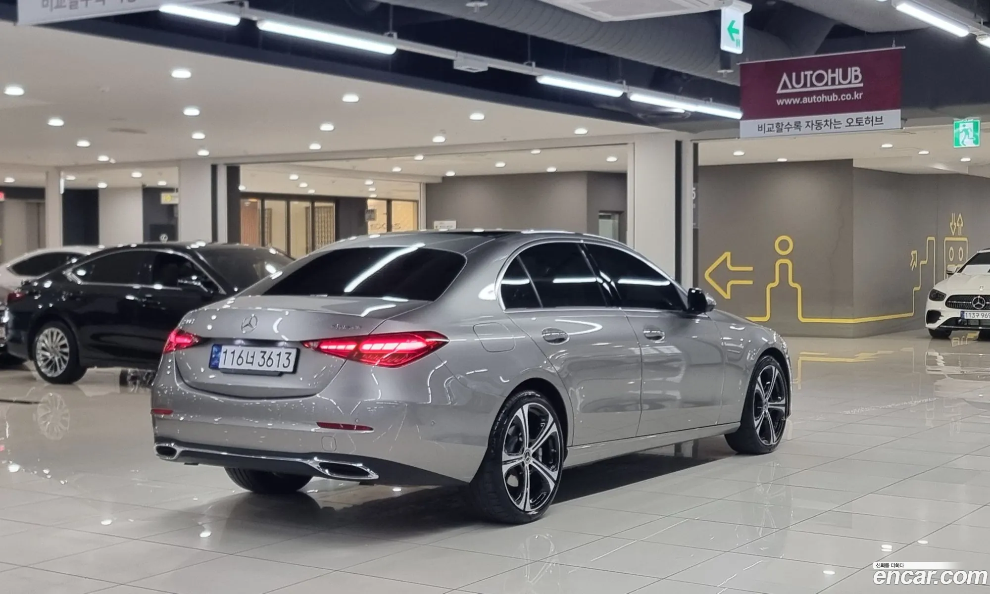Mercedes-Benz C-Klasse C300 4Matic Avant Garde 2023 - фотография 12771355