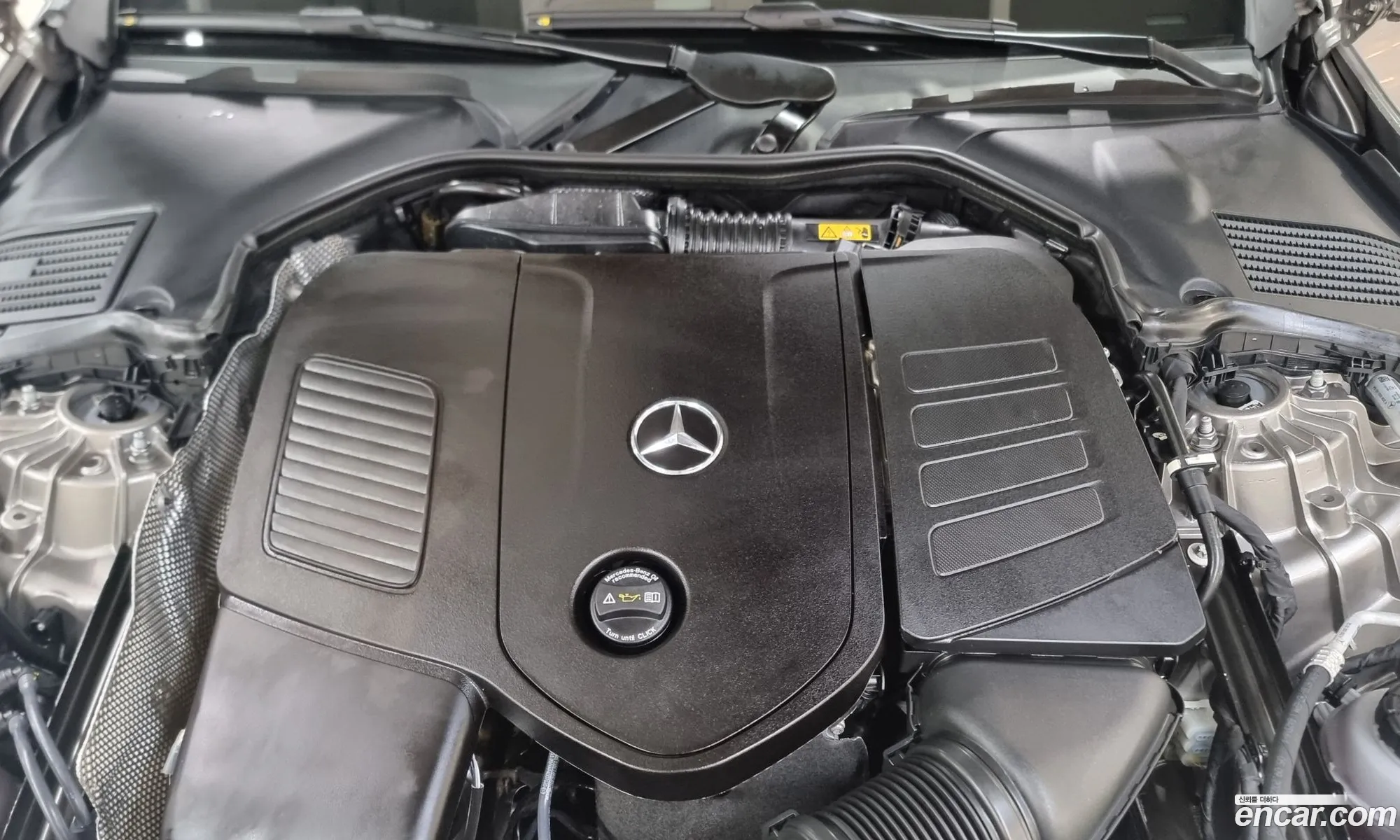 Mercedes-Benz C-Klasse C300 4Matic Avant Garde 2023 - фотография 12771359