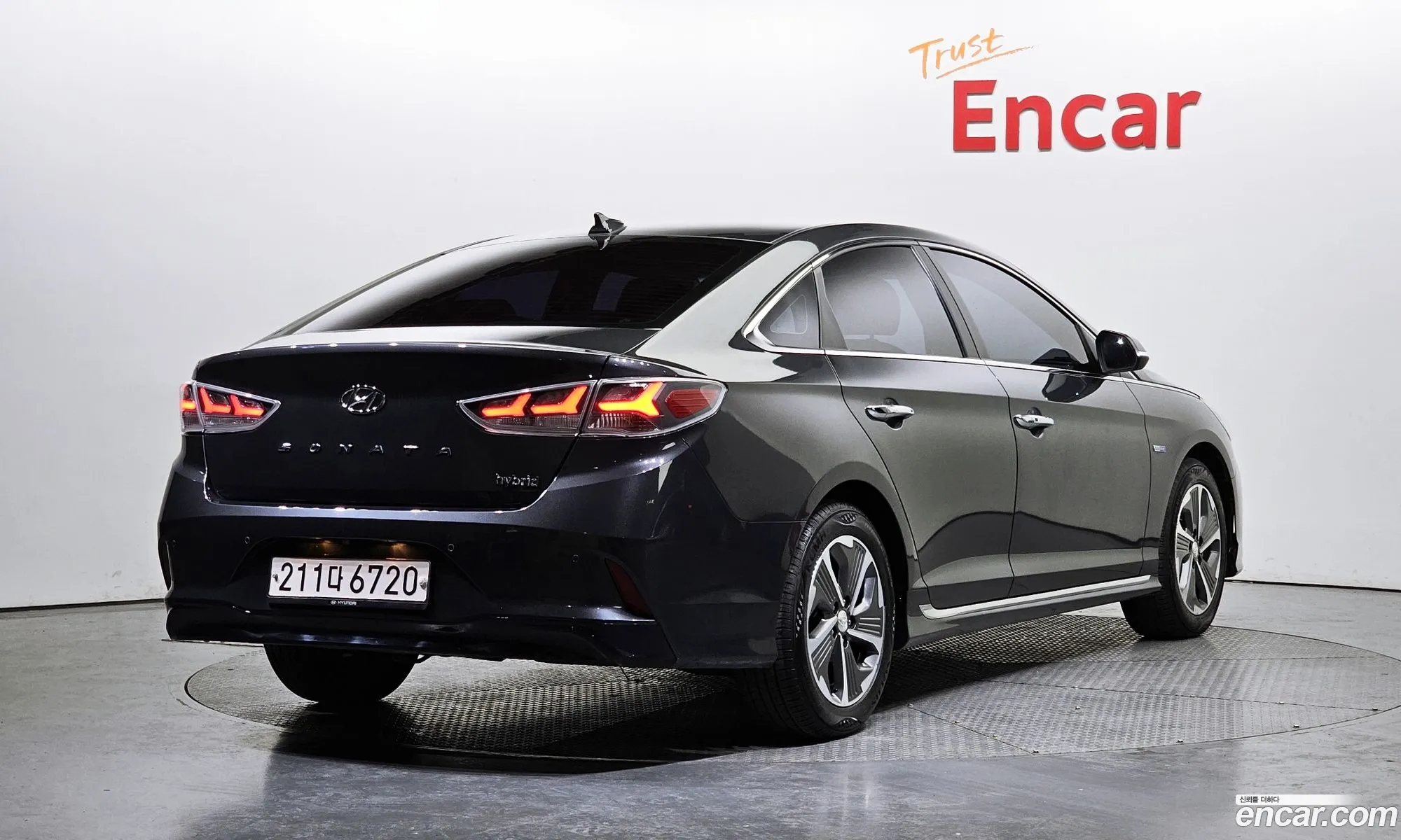 Hyundai Sonata Premium 2019 - фотография 12654822