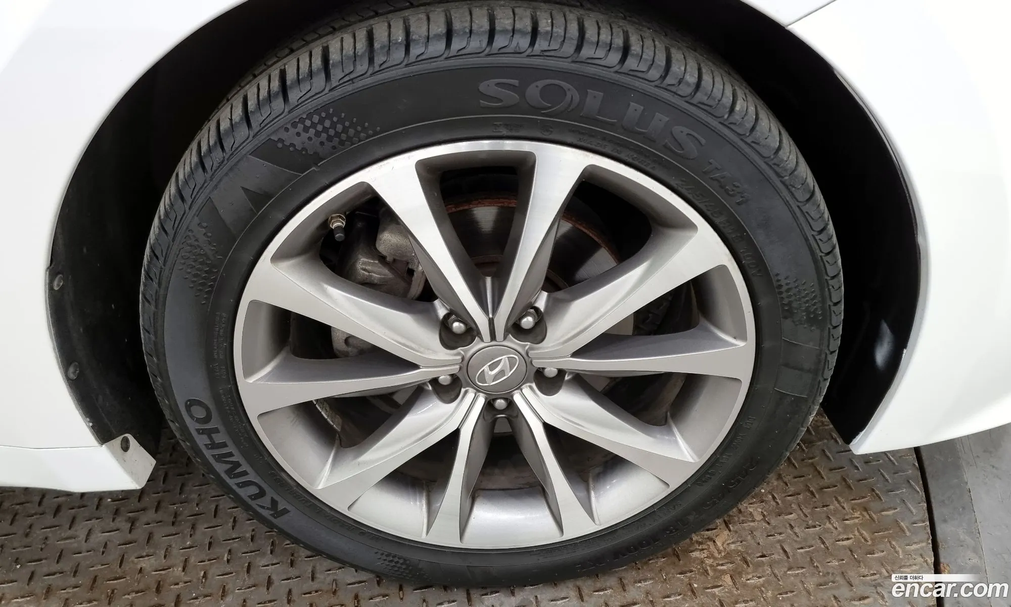 Hyundai Grandeur V Hg300 Premium 2015 - фотография 19677570