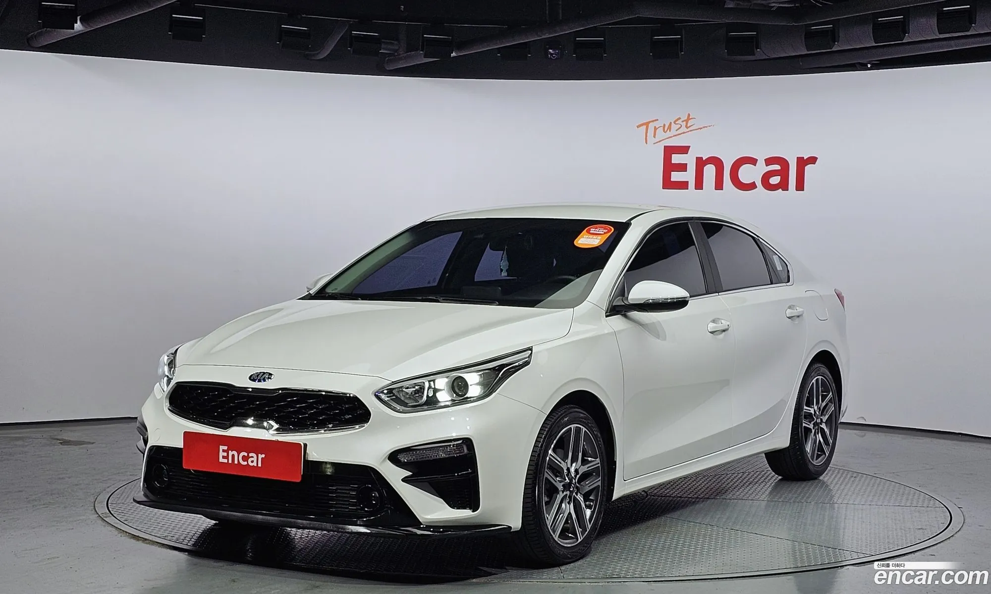 Kia K3 Luxury 2020 - фотография 15664169