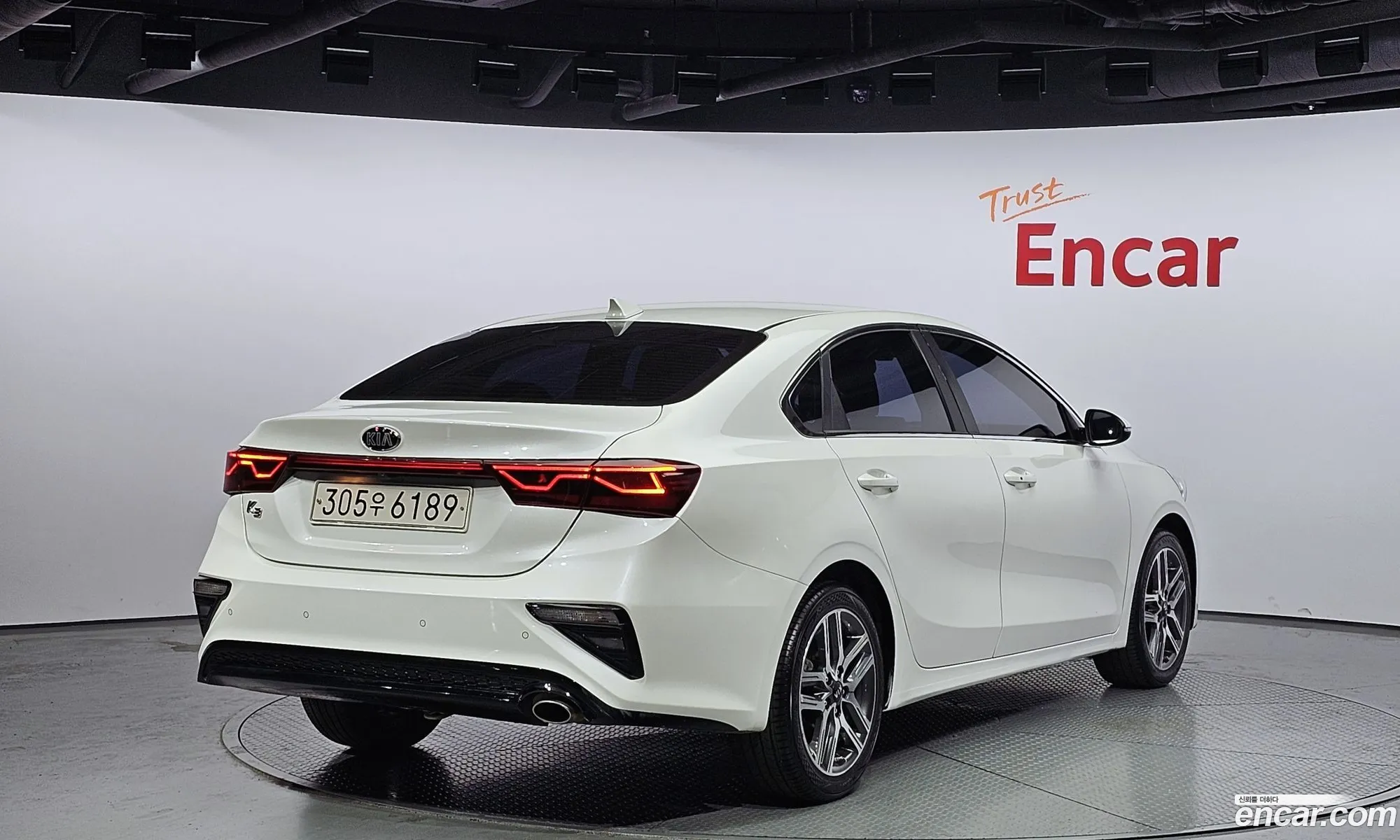 Kia K3 Luxury 2020 - фотография 15664170