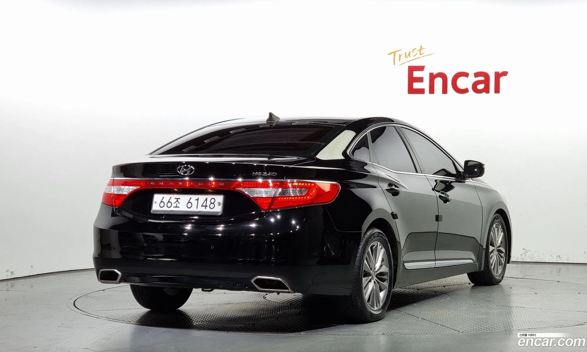 Hyundai Grandeur V Hg240 Modern 2015 - фотография 11850080