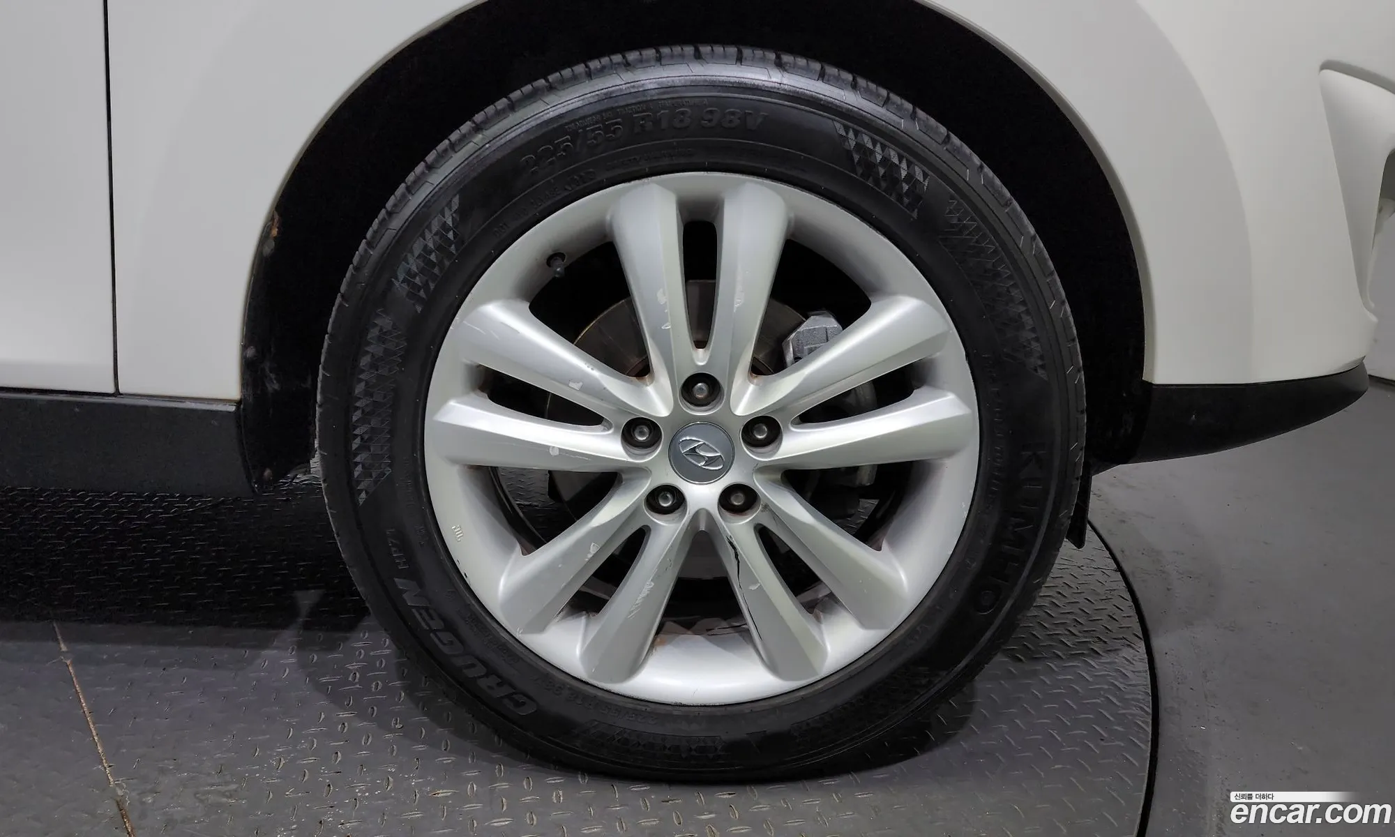 Hyundai Tucson Diesel 2Wd Lx20 2012 - фотография 18874937