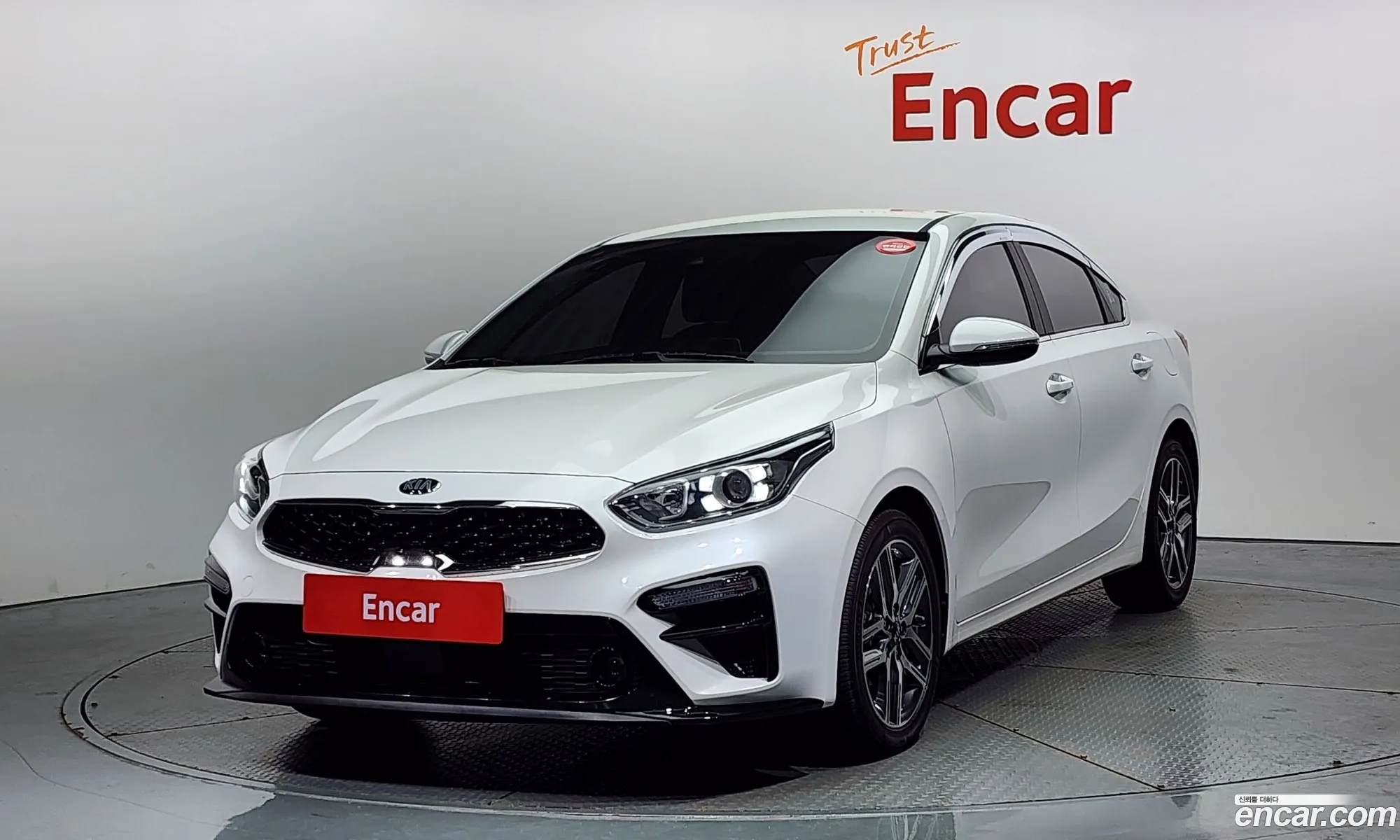 Kia K3 Luxury 2019 - фотография 19270382