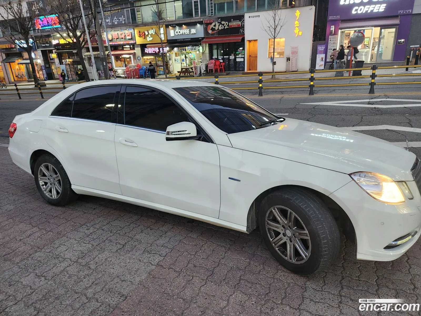 Mercedes-Benz E-Klasse Iv W212 S212 C207 E200 Cgi 2012 - фотография 12680831