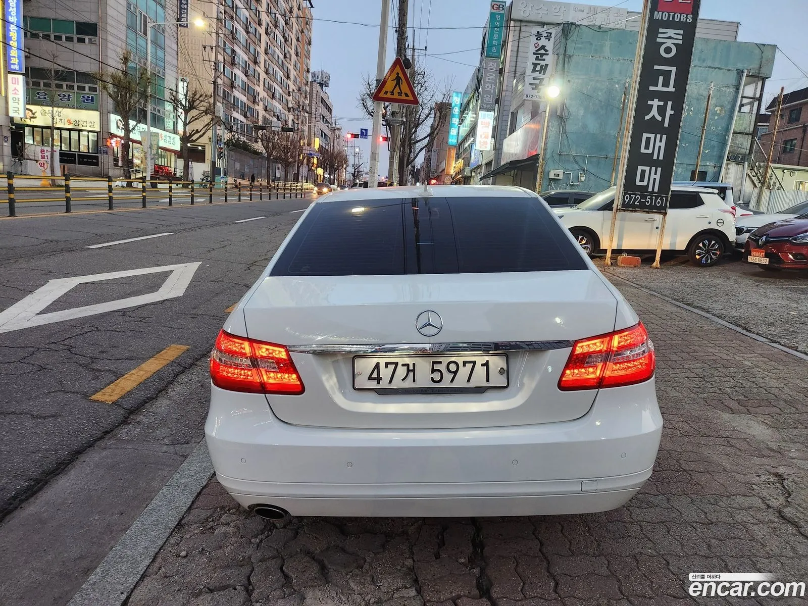 Mercedes-Benz E-Klasse Iv W212 S212 C207 E200 Cgi 2012 - фотография 12680832