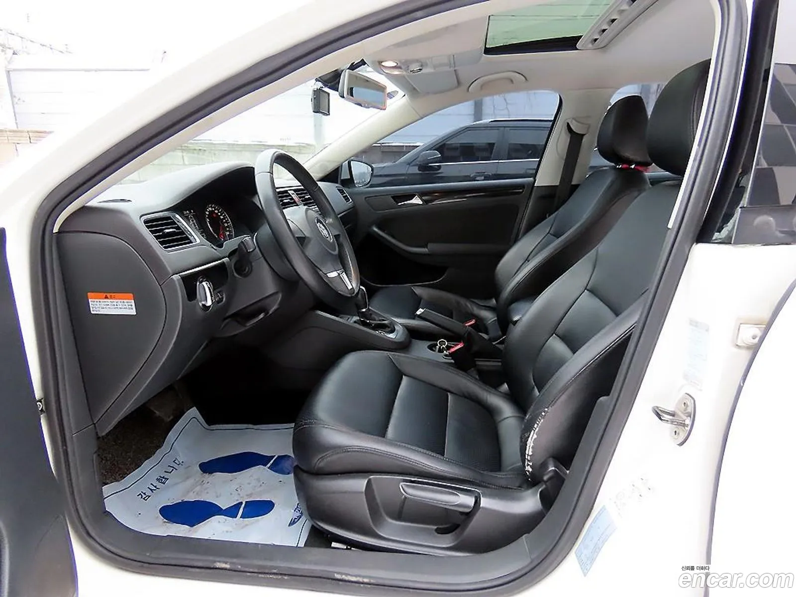 Volkswagen Jetta 20 Tdi 2011 - фотография 4814665