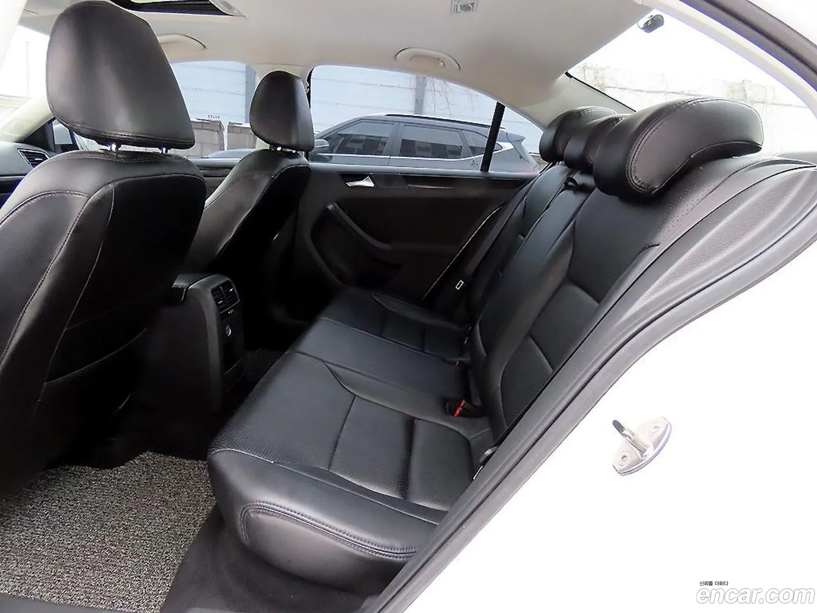Volkswagen Jetta 20 Tdi 2011 - фотография 4814666
