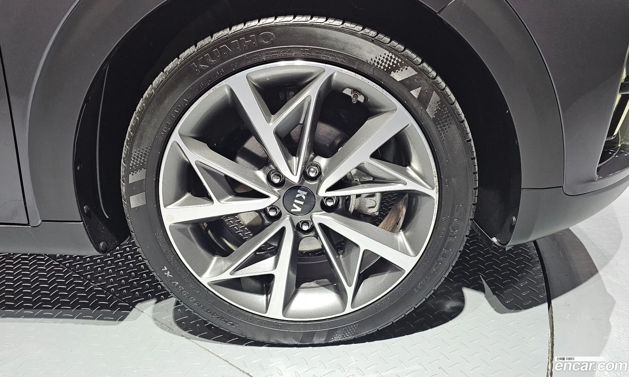 Kia Niro I 16 Hev 2020 - фотография 13121376
