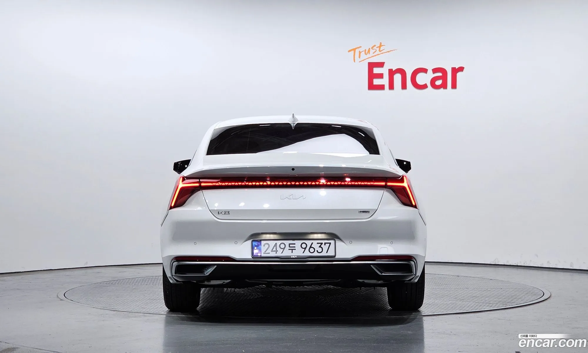 Kia K8 Signature 2023 - фотография 12477672