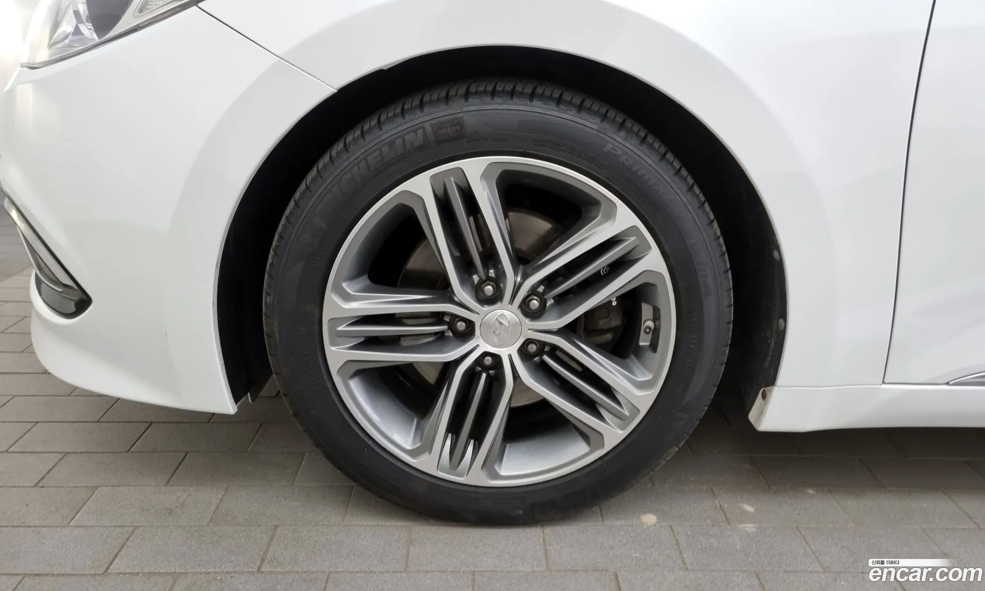 Hyundai Grandeur Hg220 Diesel Premium 2016 - фотография 13585493