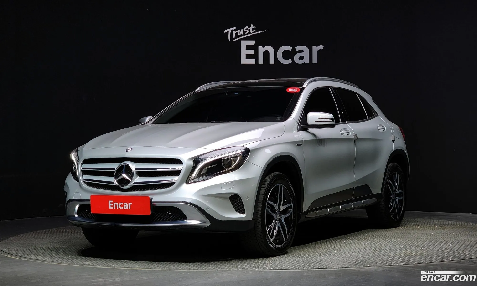 Mercedes-Benz Gla-Klasse Gla200 D 4Matic Activity Edition 2017 - фотография 13648239
