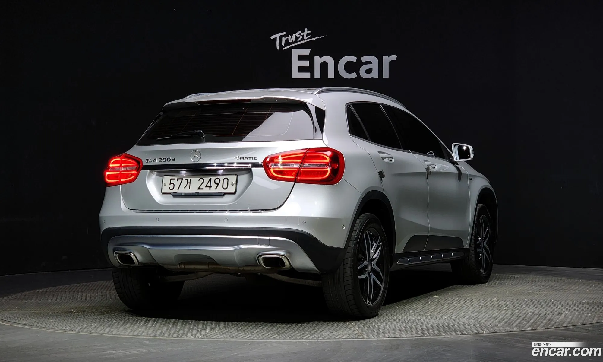 Mercedes-Benz Gla-Klasse Gla200 D 4Matic Activity Edition 2017 - фотография 13648240