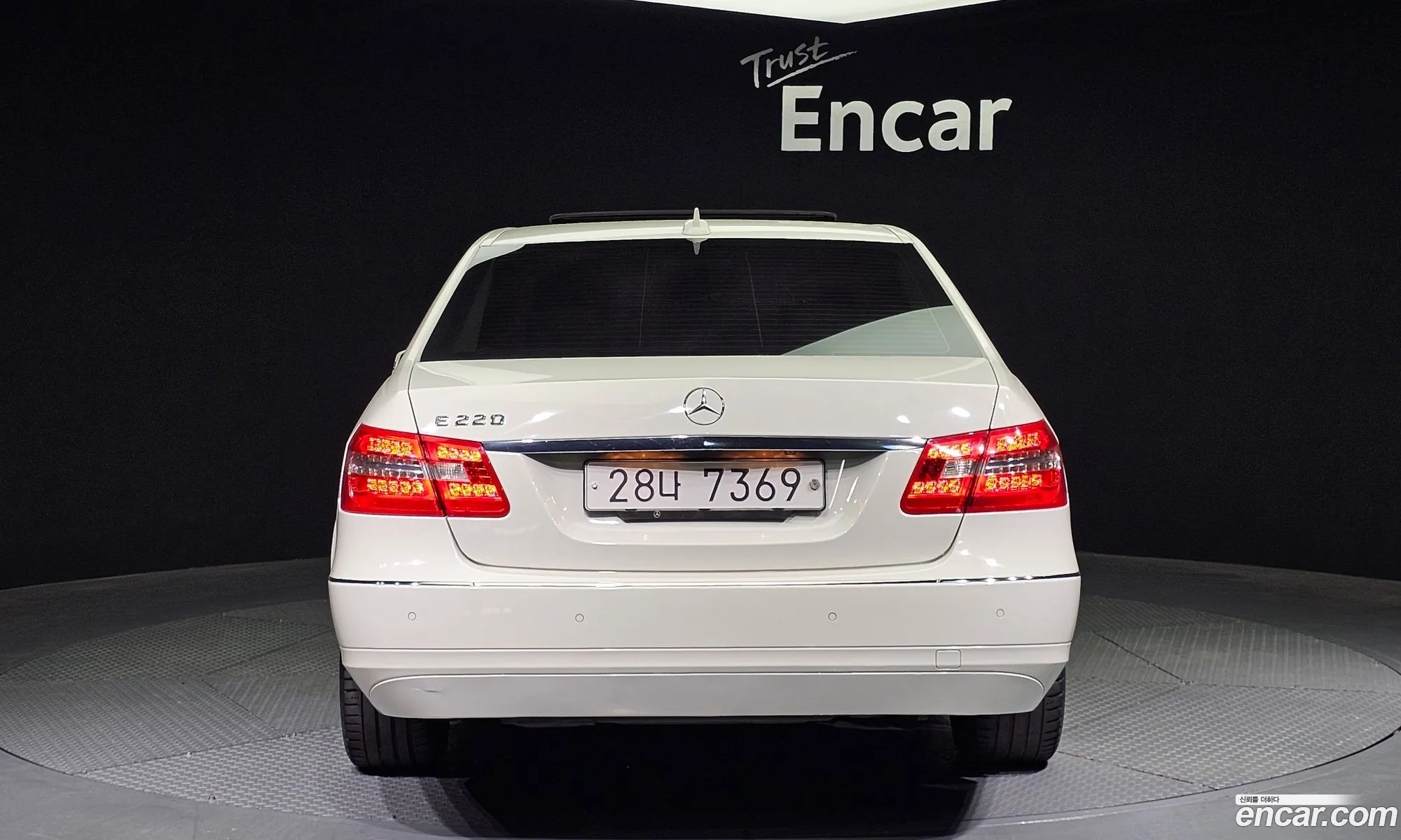 Mercedes-Benz E-Klasse Iv W212 S212 C207 E220 Cdi Avantgarde 2011 - фотография 12406351