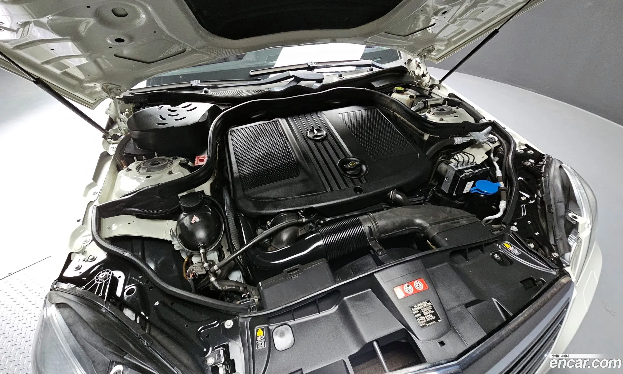 Mercedes-Benz E-Klasse Iv W212 S212 C207 E220 Cdi Avantgarde 2011 - фотография 12406353