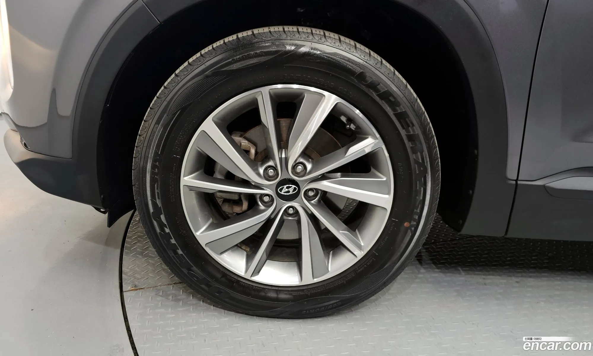 Hyundai Santa Fe Gasoline 20T 2Wd 2019 - фотография 14752082