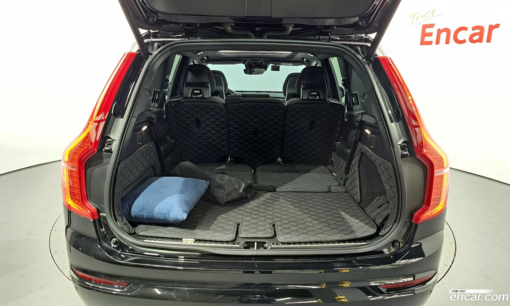 Volvo Xc90 T8 R-Design Hybrid 2021 - фотография 4027613