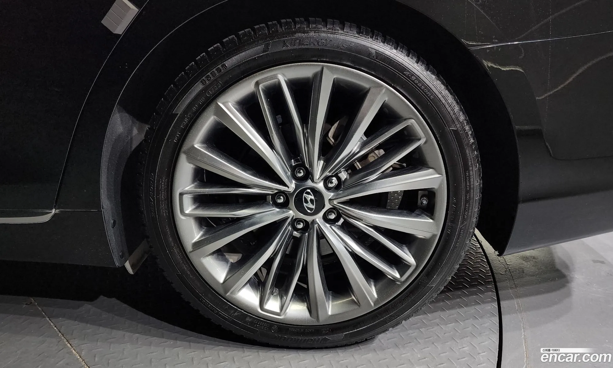 Hyundai Grandeur Vi 30 Exclusive 2018 - фотография 12009145
