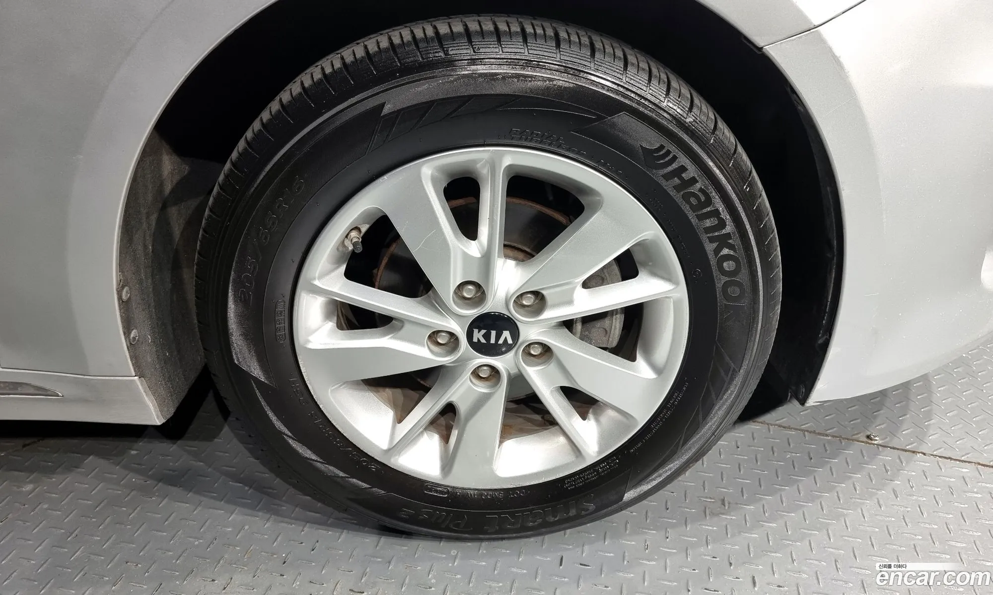 Kia K5 Ii Lpi Mx 2016 - фотография 16615626
