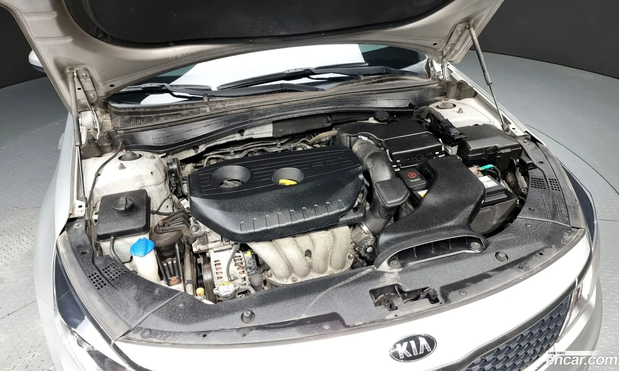 Kia K5 Ii Lpi Mx 2016 - фотография 16615627
