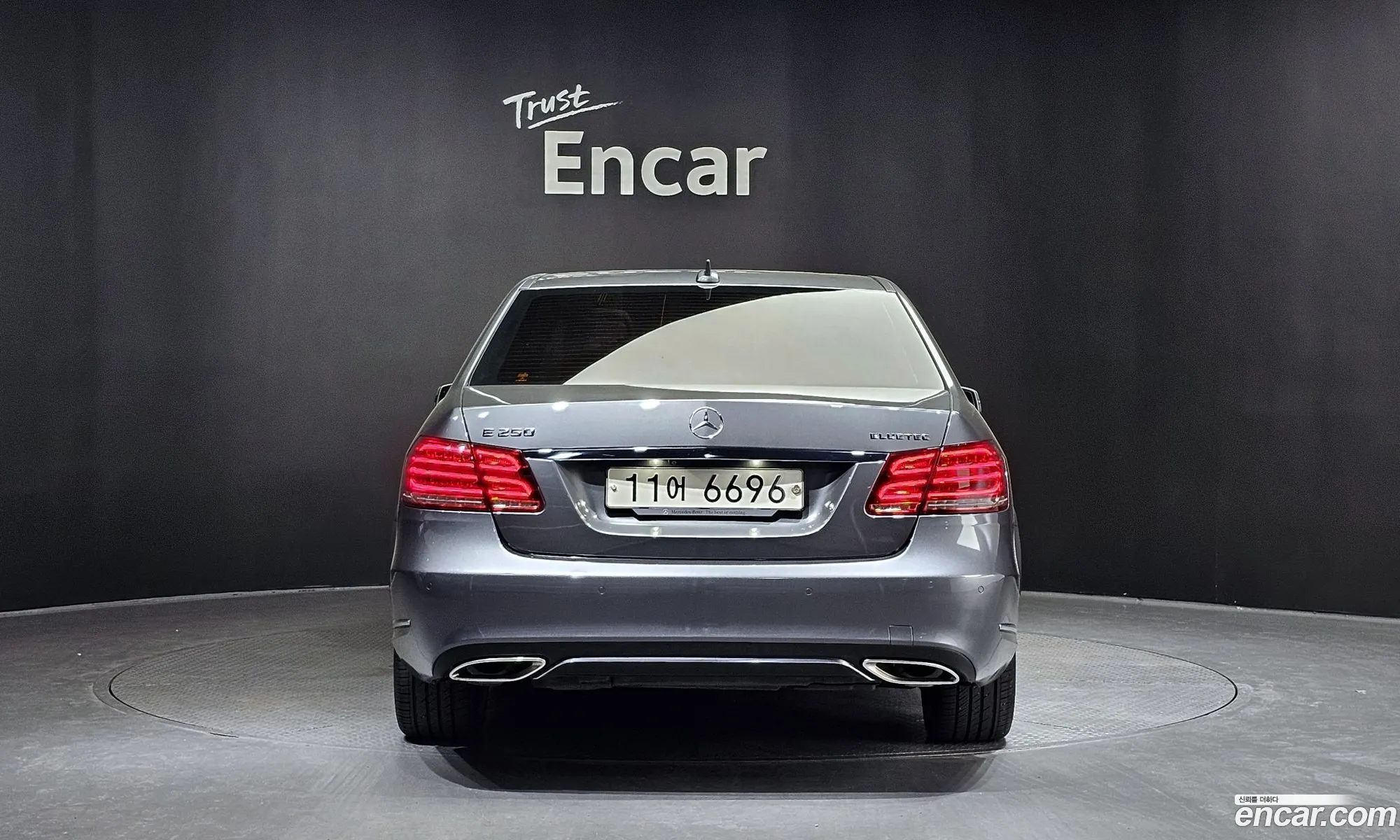 Mercedes-Benz E-Klasse E250 Bluetec 4Matic Avant Garde 2016 - фотография 12825069