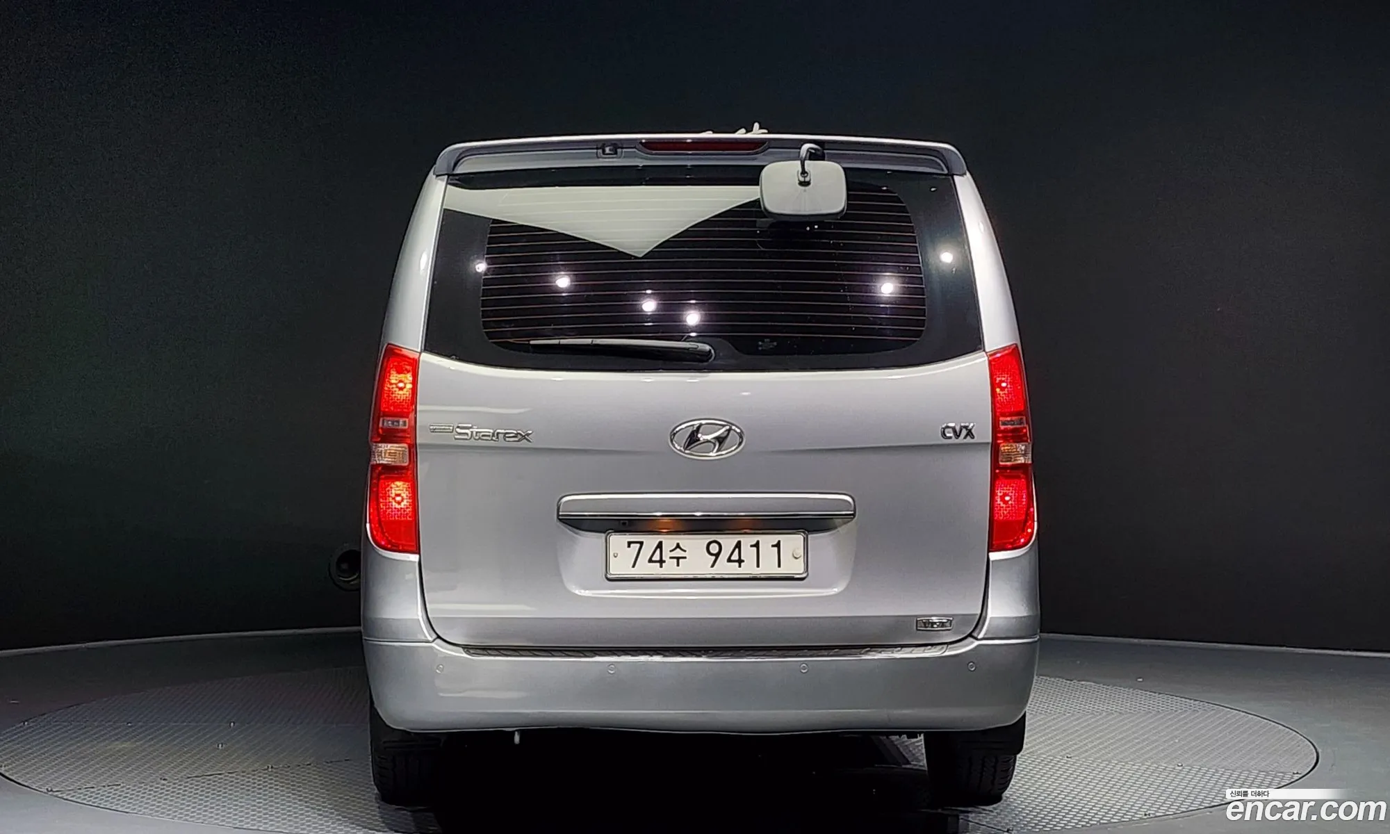 Hyundai Starex 12-Seater Wagon 2011 - фотография 12141264