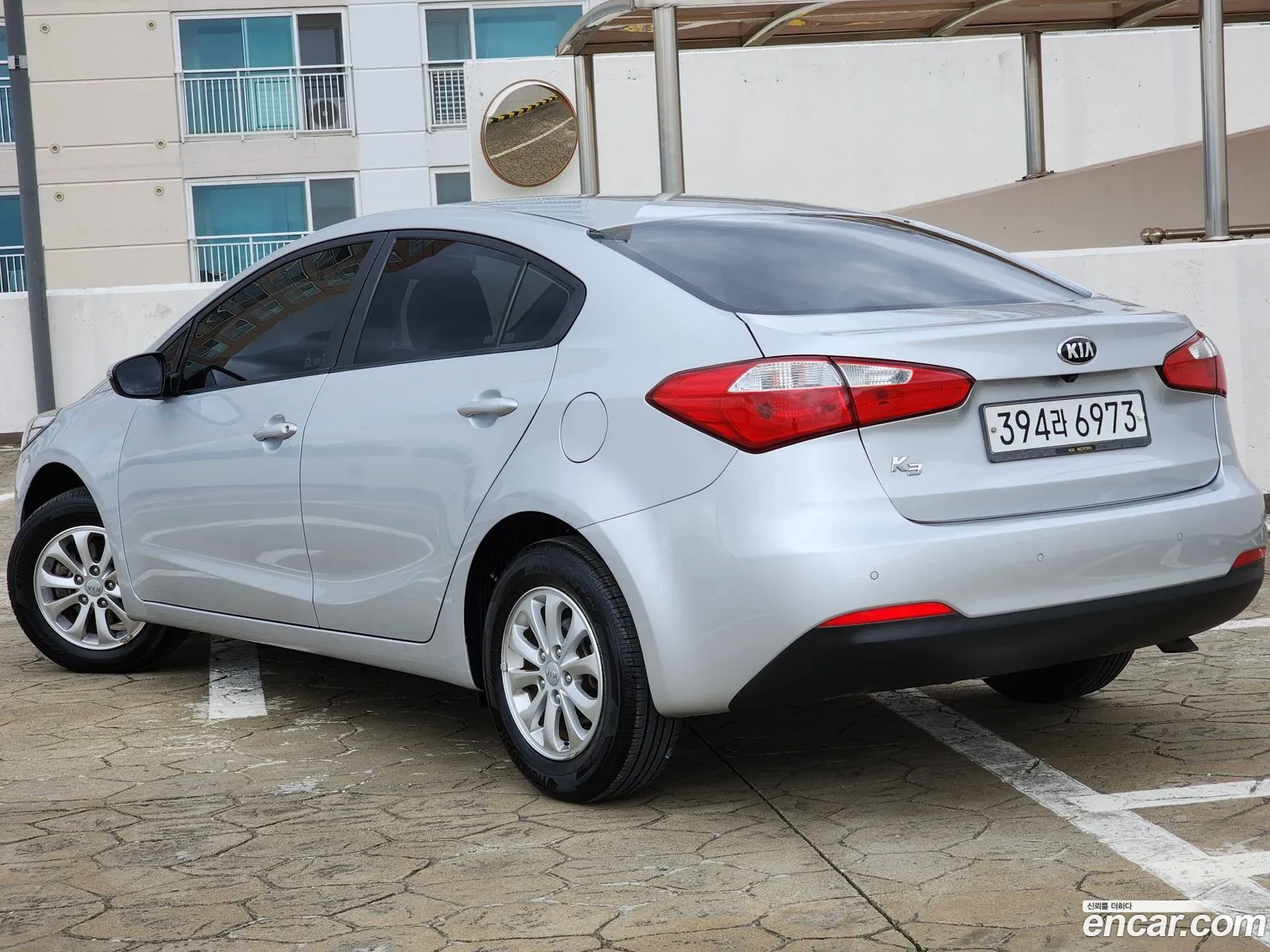 Kia K3 I Deluxe 2015 - фотография 17517730