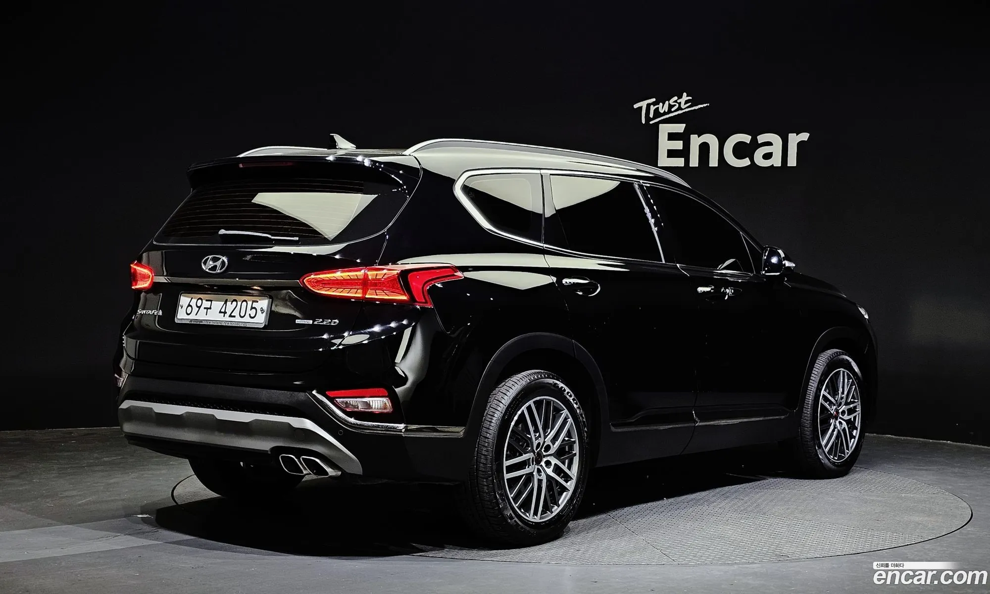 Hyundai Santa Fe Diesel 22 4Wd 2019 - фотография 11983080