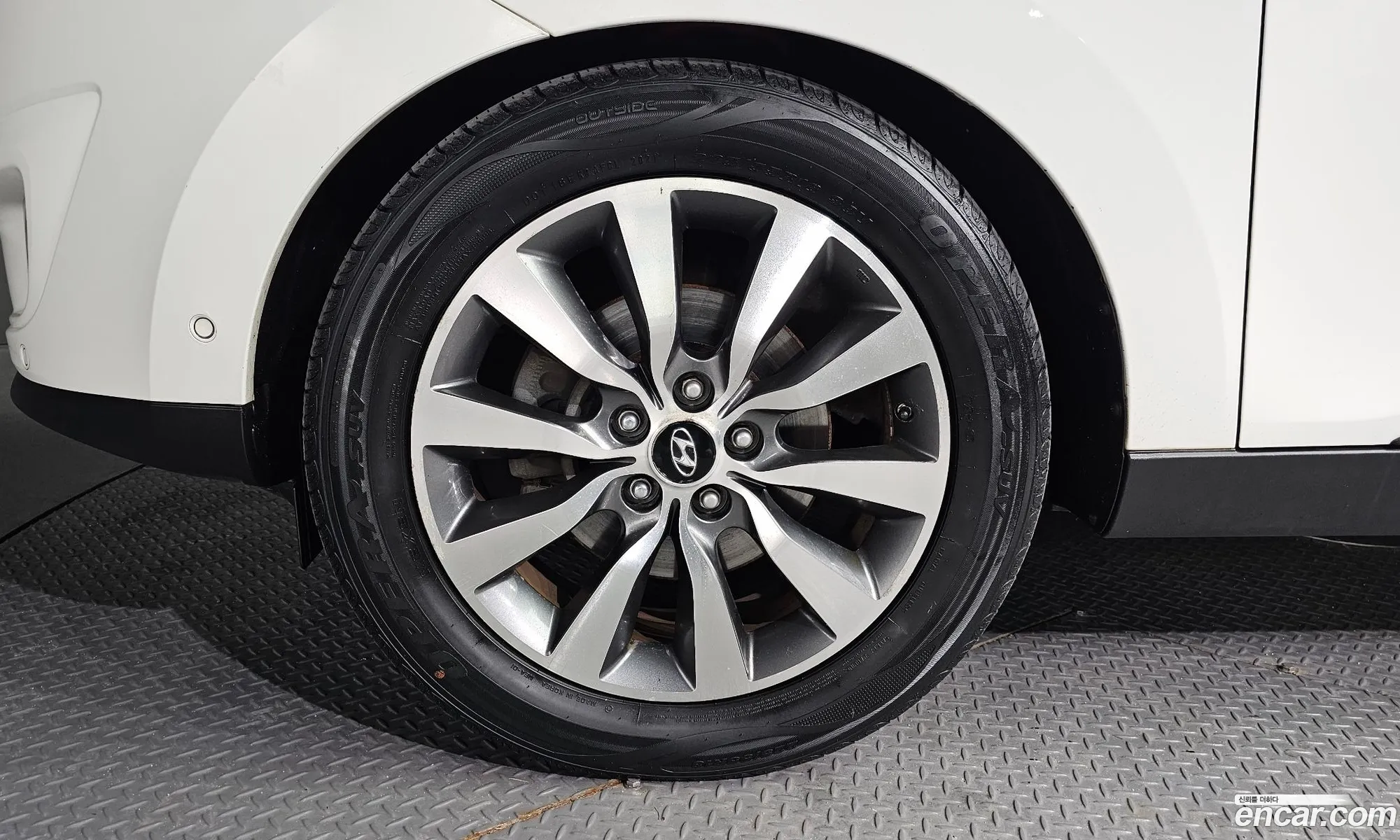 Hyundai Tucson Diesel 2Wd Lx20 2012 - фотография 18862506