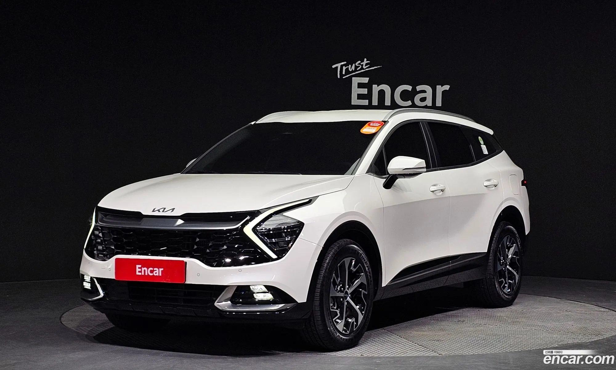 Kia Sportage Signature 2Wd 2023 - фотография 17186473