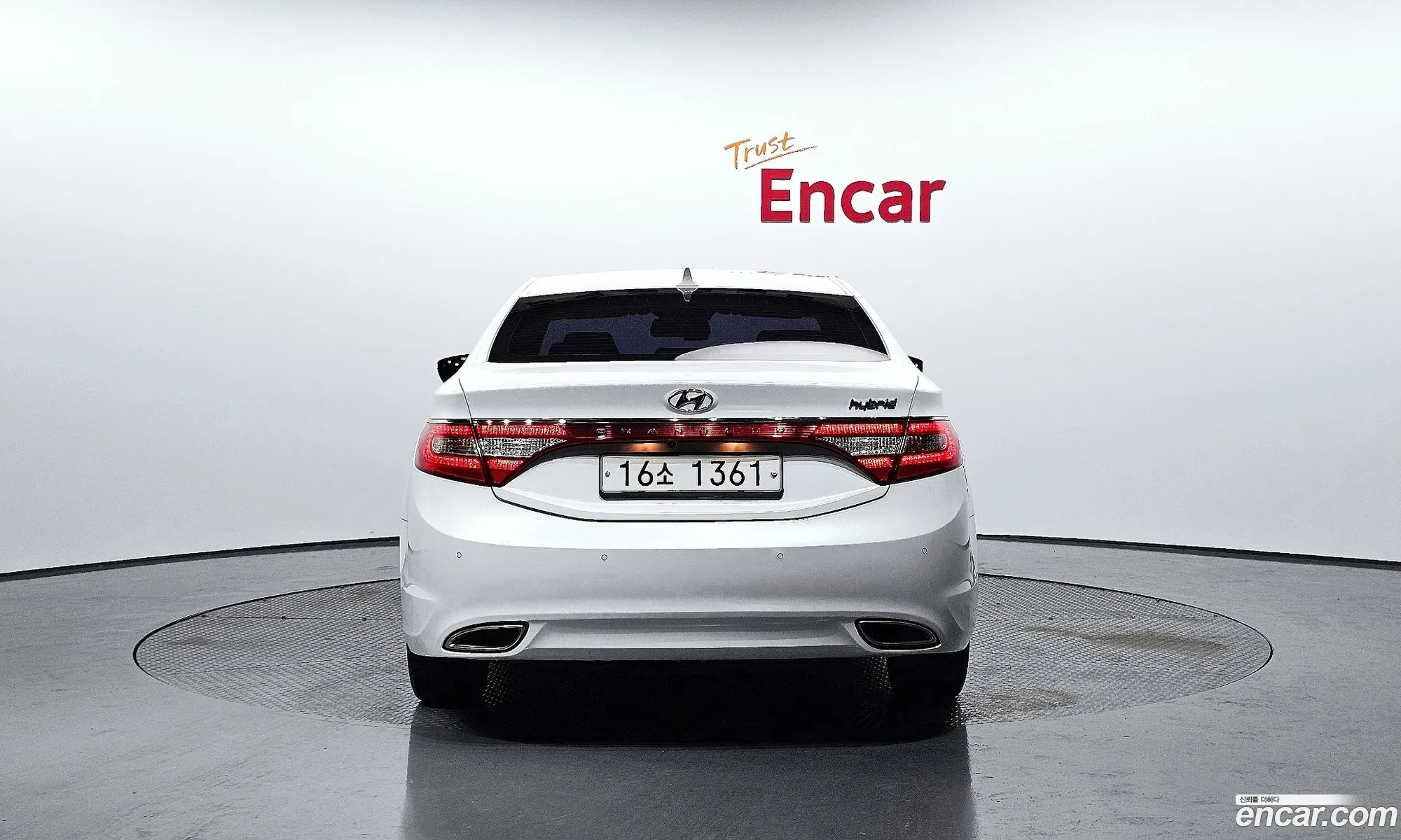 Hyundai Grandeur Hg Hybrid Premium - фотография 11896263