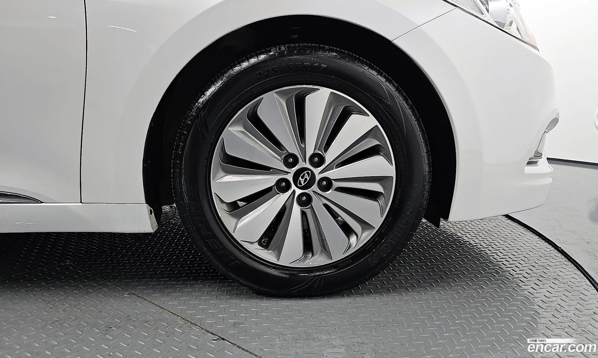 Hyundai Grandeur Hg Hybrid Premium - фотография 11896264