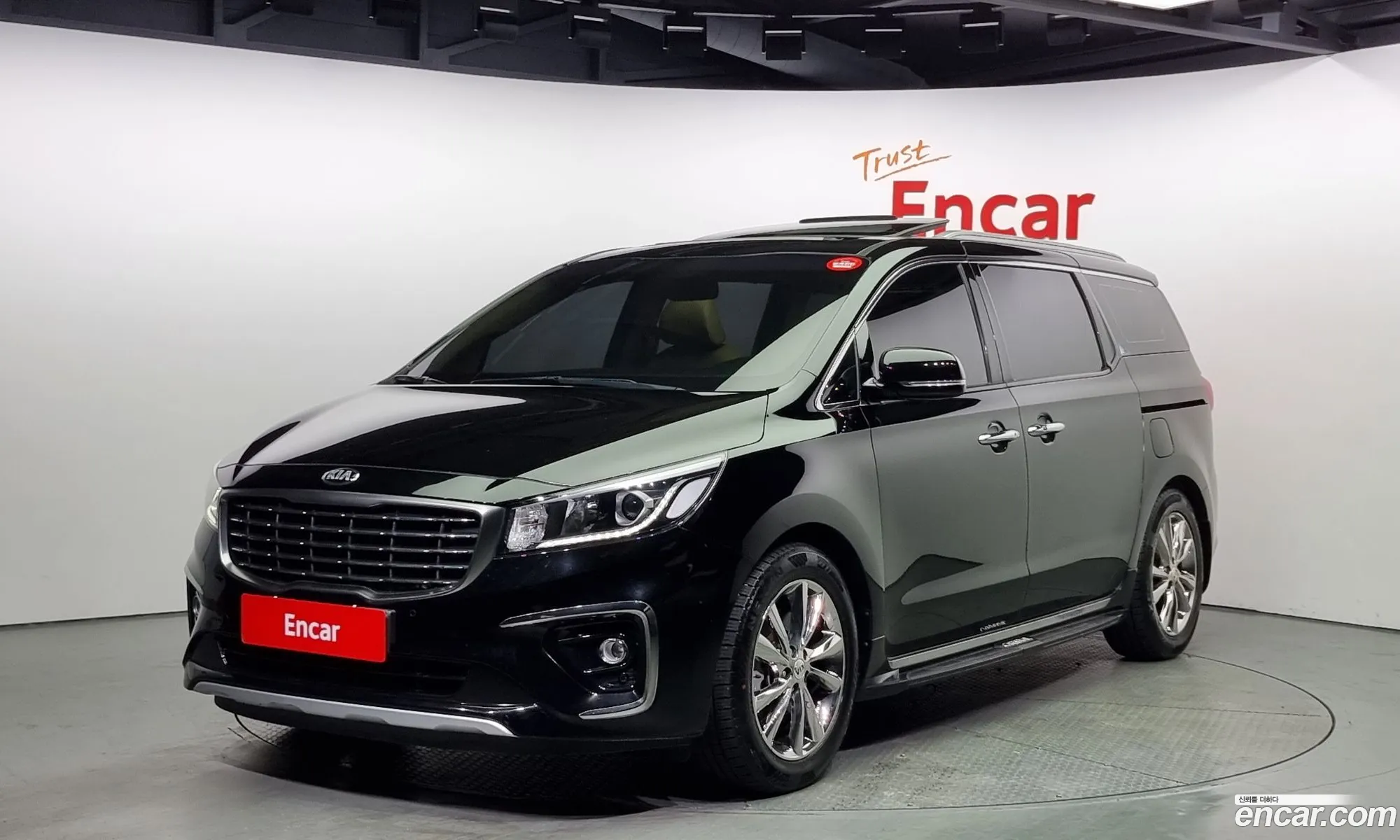 Kia Carnival Iii 9-Seater Prestige 2019 - фотография 16031981